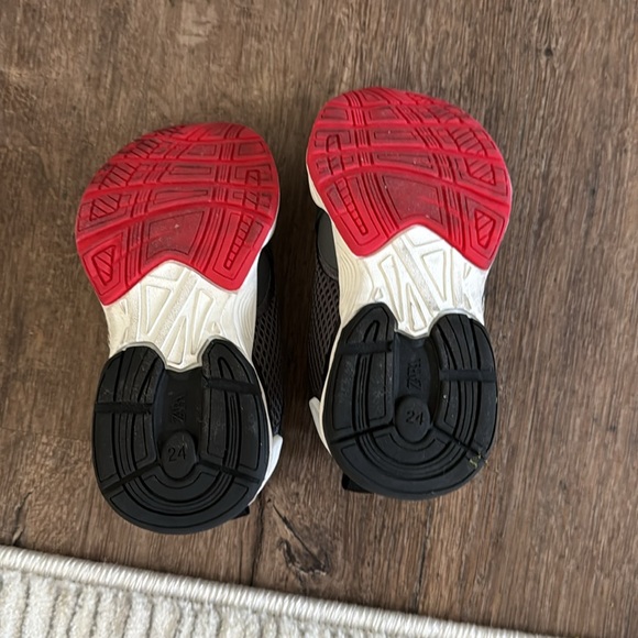 Disney Mickey Mouse Zara shoes- worn once - Picture 3 of 3